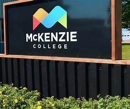 McKenzie College